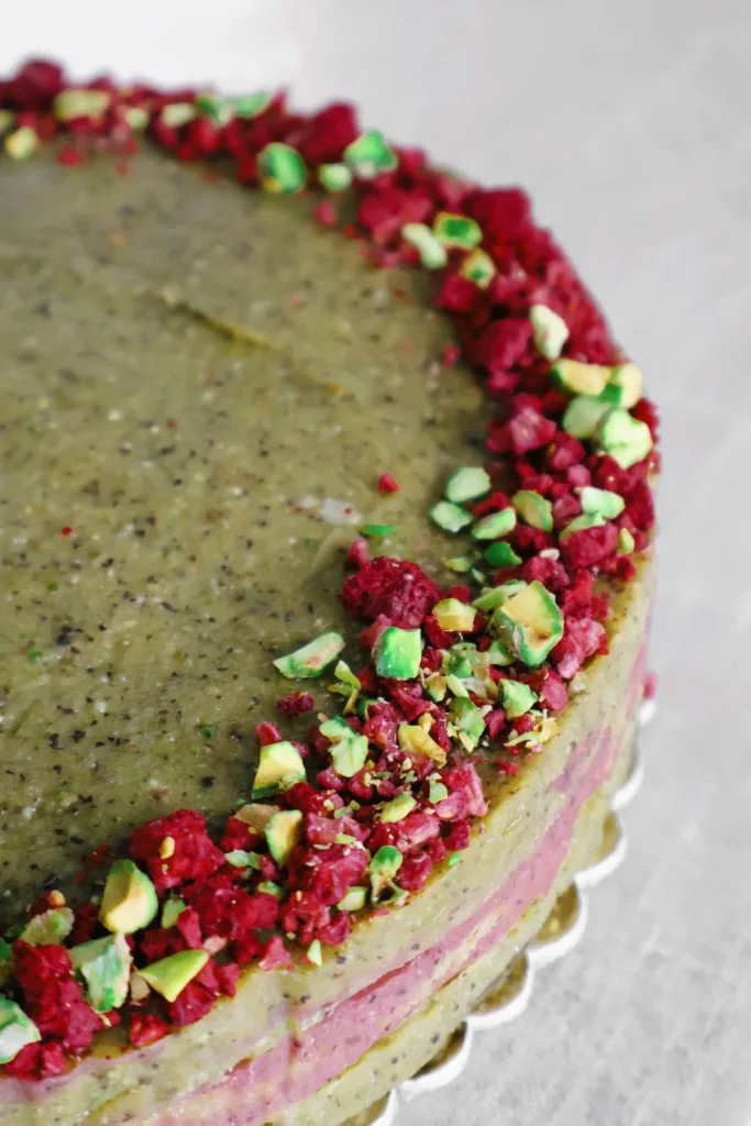 Comment réussir un croustillant pistache parfait pour sublimer vos entremets