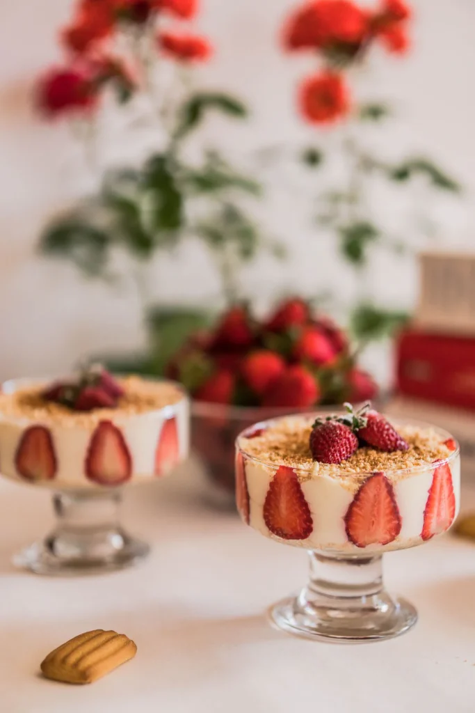Recette Tiramisu à la Fraise : Une Délicieuse Variation du Classique Recette Tiramisu à la Fraise : Une Délicieuse Variation du Classique